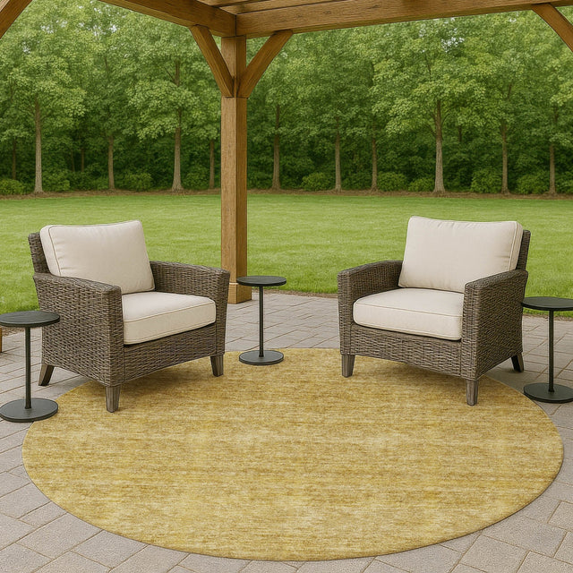 Dalyn Soft Essentials SE1 Gold Rug outdoor lifestyle image