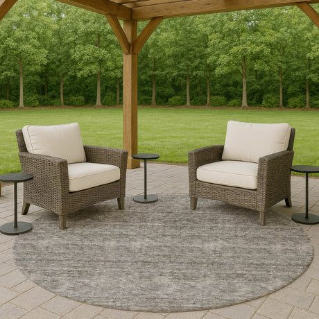 Dalyn Soft Essentials SE1 Gray Rug outdoor lifestyle image