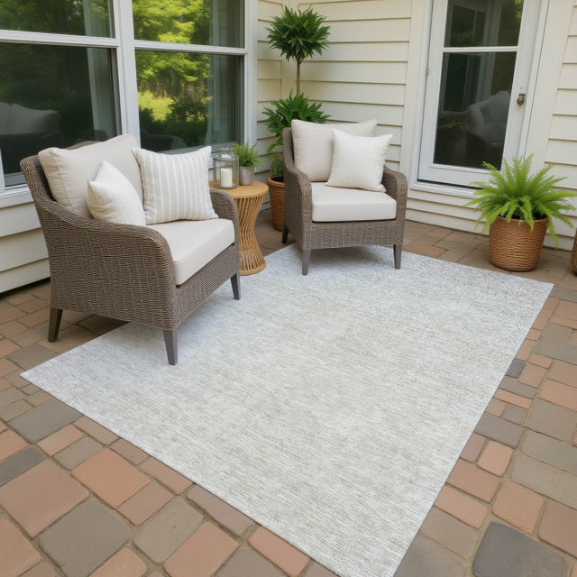 Dalyn Soft Essentials SE1 Ivory Rug outdoor lifestyle image