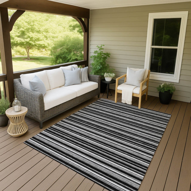 Dalyn Soft Essentials SE2 Black Rug outdoor lifestyle image