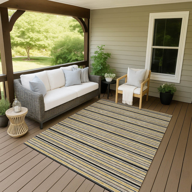 Dalyn Soft Essentials SE2 Honey Rug outdoor lifestyle image