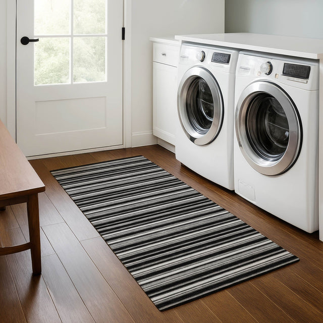 Dalyn Soft Essentials SE2 Transitional Machine Made Black Rug