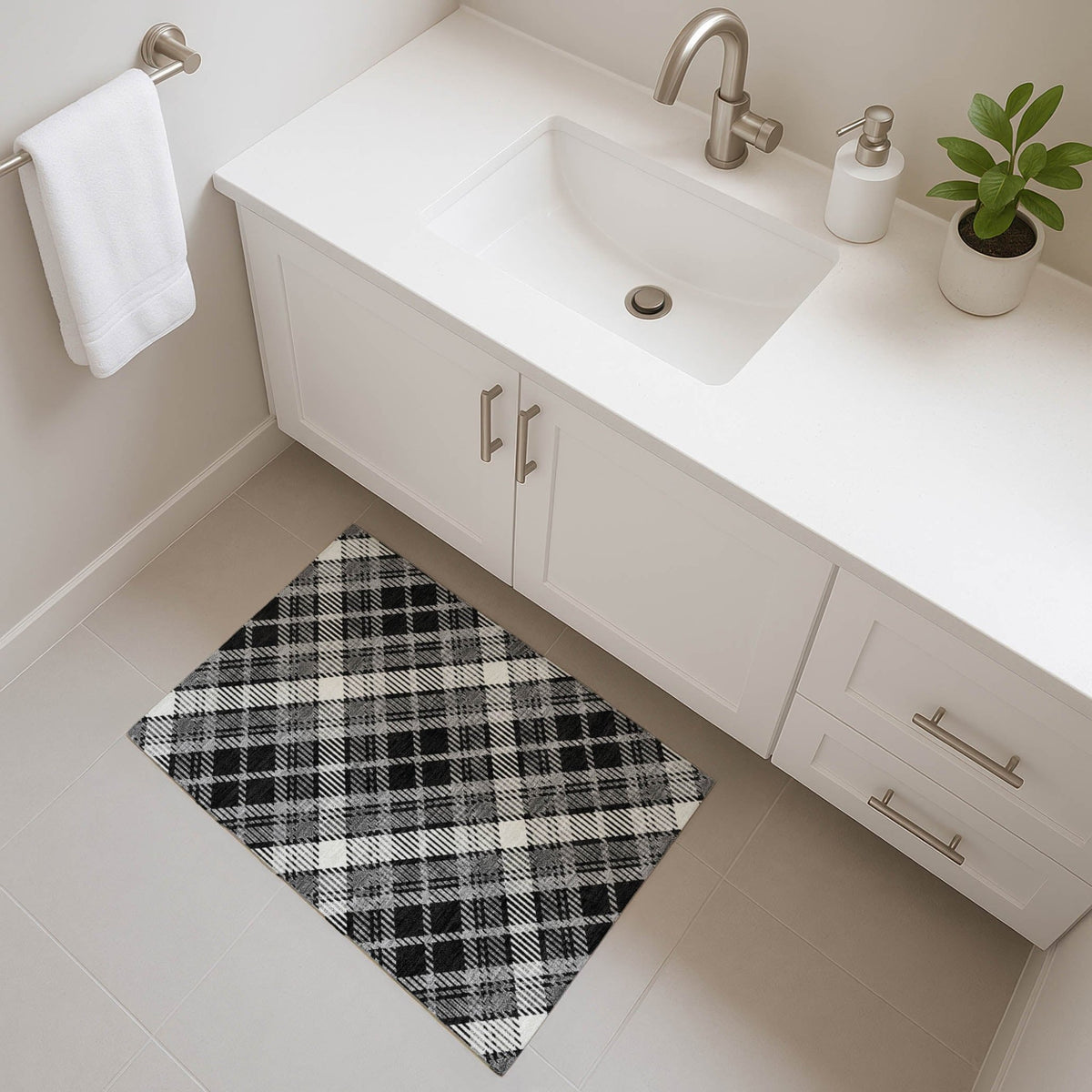 Dalyn Soft Essentials SE3 Transitional Machine Made Black Rug