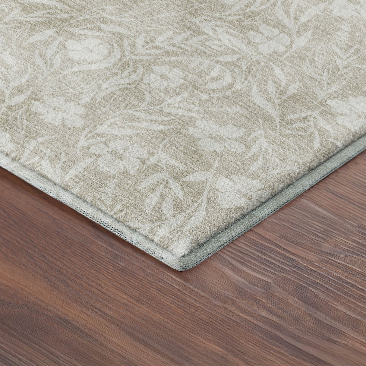 Dalyn Soft Essentials SE4 Beige Rug corner detail