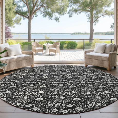 Dalyn Soft Essentials SE4 Black Rug outdoor lifestyle image