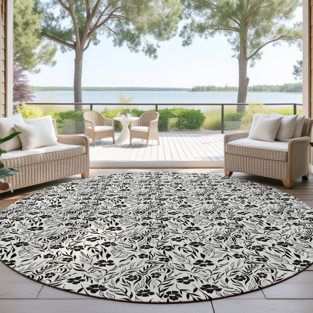 Dalyn Soft Essentials SE4 Ivory Rug outdoor lifestyle image