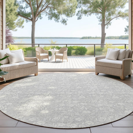 Dalyn Soft Essentials SE4 Silver Rug outdoor lifestyle image