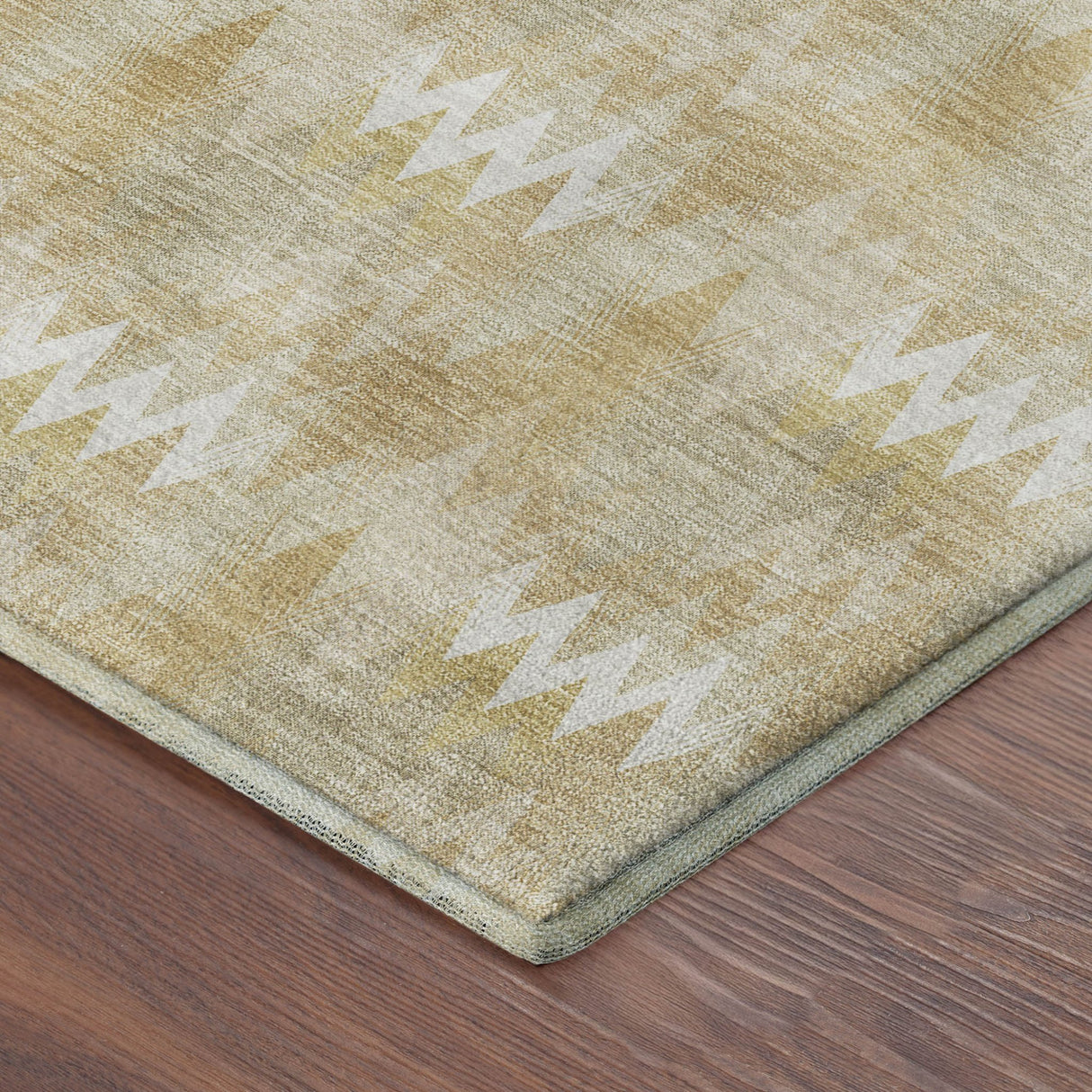 Dalyn Soft Essentials SE5 Gold Rug corner detail