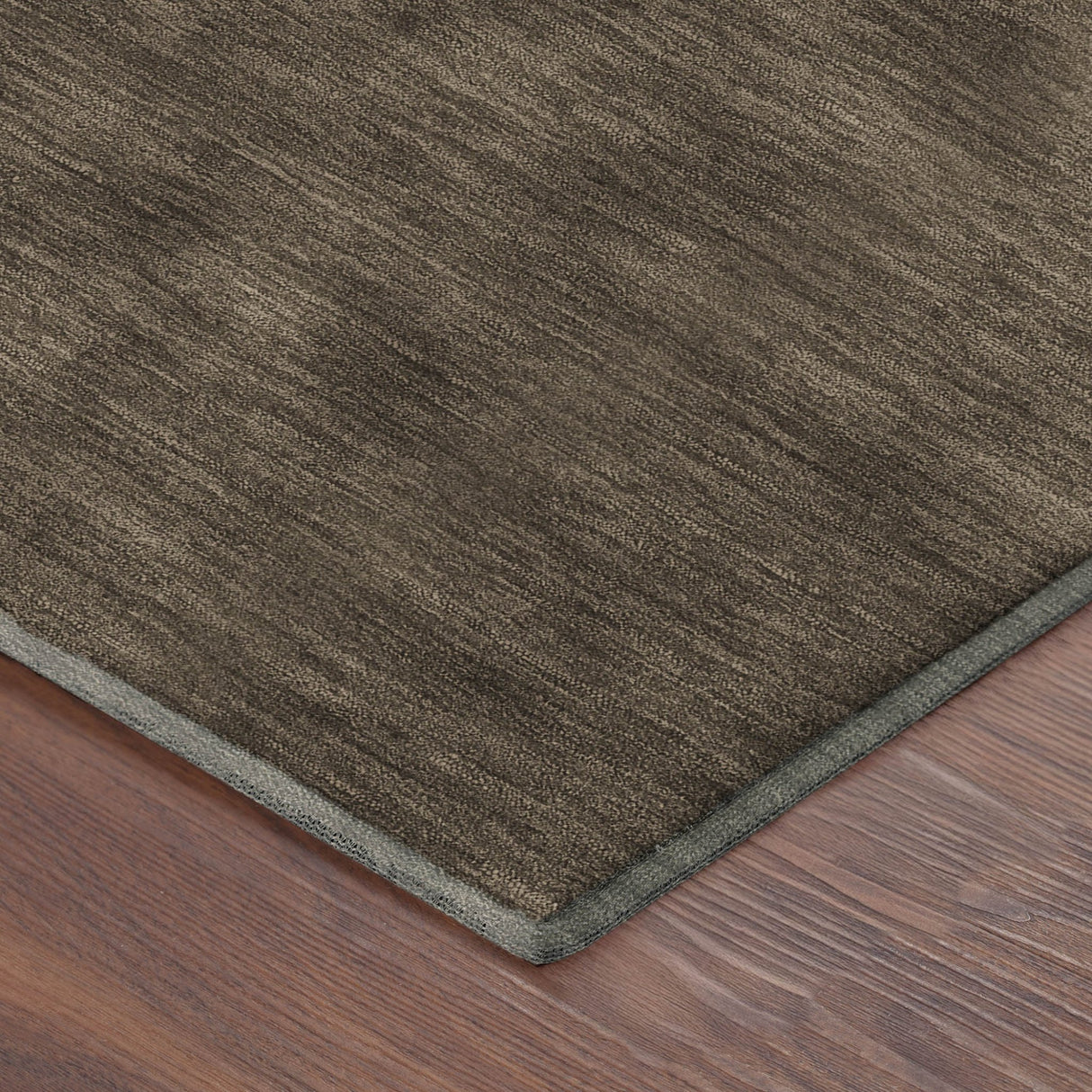 Dalyn Soft Essentials SE6 Chocolate Rug corner detail