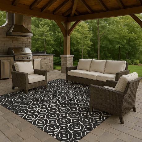 Dalyn The Reserve TR12 Black Rug outdoor lifestyle image