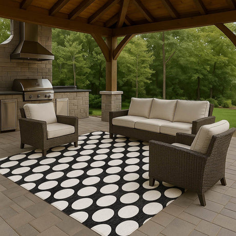 Dalyn The Reserve TR13 Black Rug outdoor lifestyle image