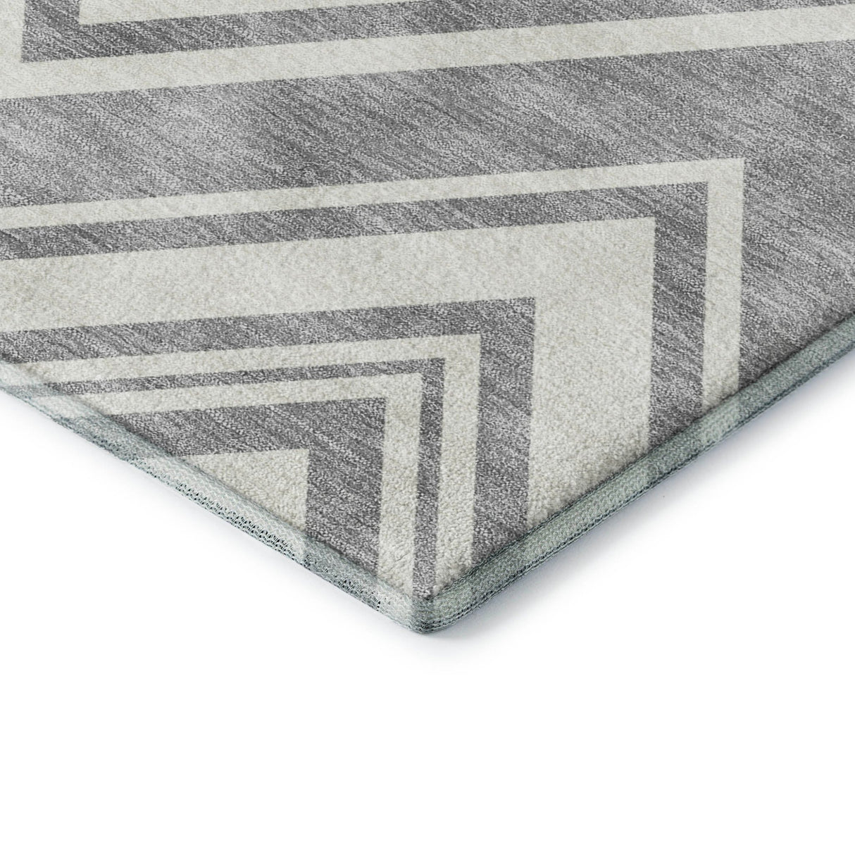 Dalyn The Reserve TR17 Pewter Rug corner detail