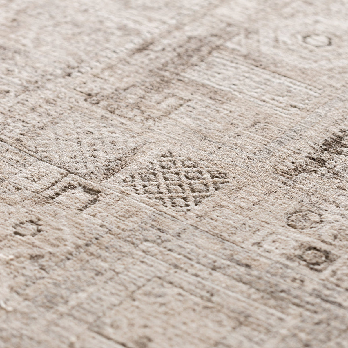 Dalyn Vienna VI2 Machine Made Traditional Ivory Rug