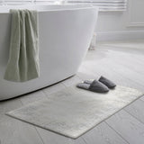 Dalyn Winslow WL1 Ivory Rug shown in a room