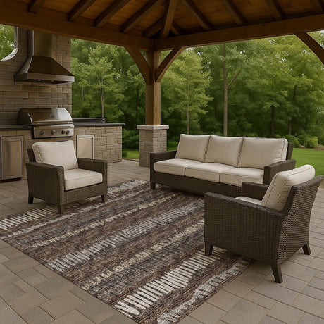 Dalyn Winslow WL4 Coffee Rug outdoor lifestyle image