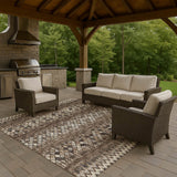 Dalyn Winslow WL5 Driftwood Rug outdoor lifestyle image