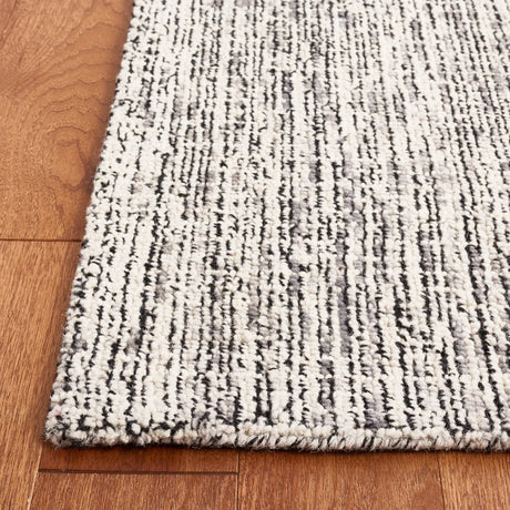 Safavieh Abstract 4'-0" x 6'-0" Rug in Black / Grey