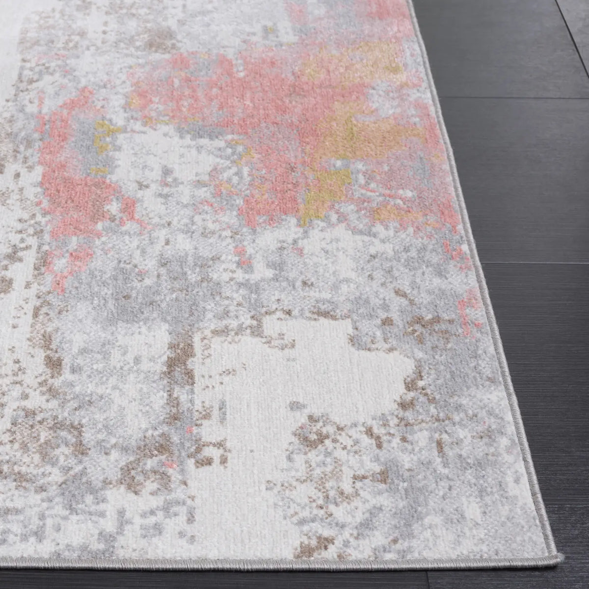 Safavieh Bayside 4'-0" x 6'-0" Rug in Ivory / Grey Pink