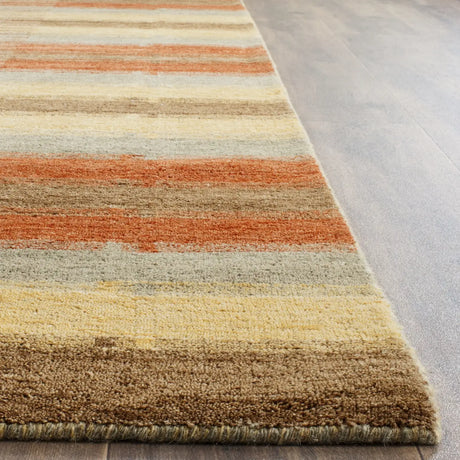 Safavieh Himalaya 6'-0" x 9'-0" Rug in Multi