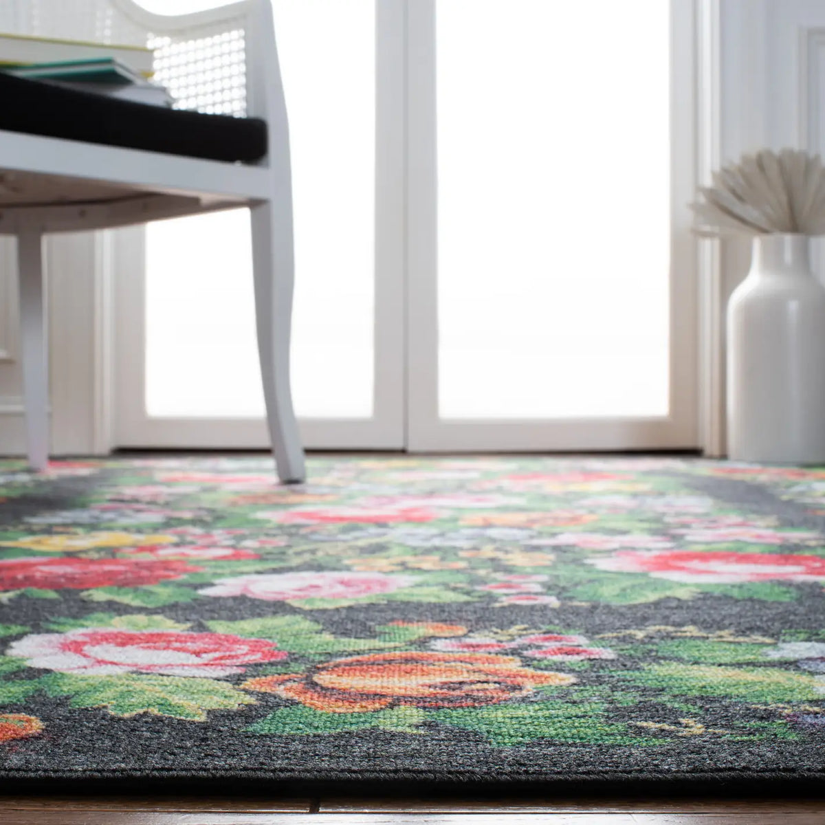 Safavieh Journey 4'-4" x 6'-0" Rug in Charcoal / Green