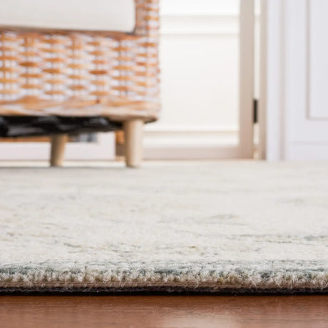 Safavieh Martha Stewart 4'-0" x 6'-0" Rug in Ivory / Sage