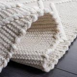 Safavieh Kilim 4'-0" x 6'-0" Rug in Light Grey / Ivory