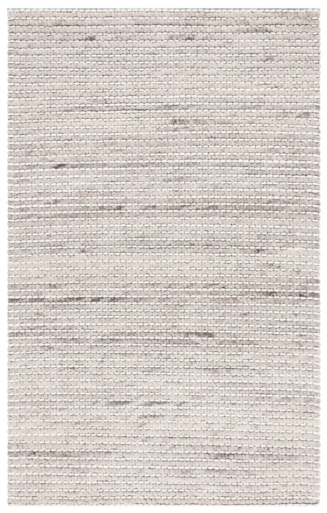 Safavieh Marbella 4'-0" x 6'-0" Rug in Silver / Ivory