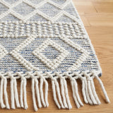 Safavieh Vermont 4'-0" x 6'-0" Rug in Ivory / Blue
