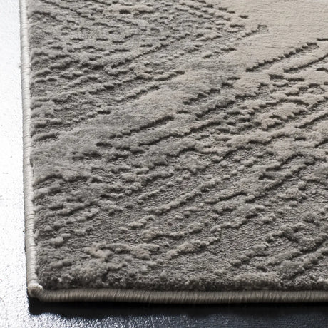 Safavieh Meadow 4'-0" x 6'-0" Rug in Taupe