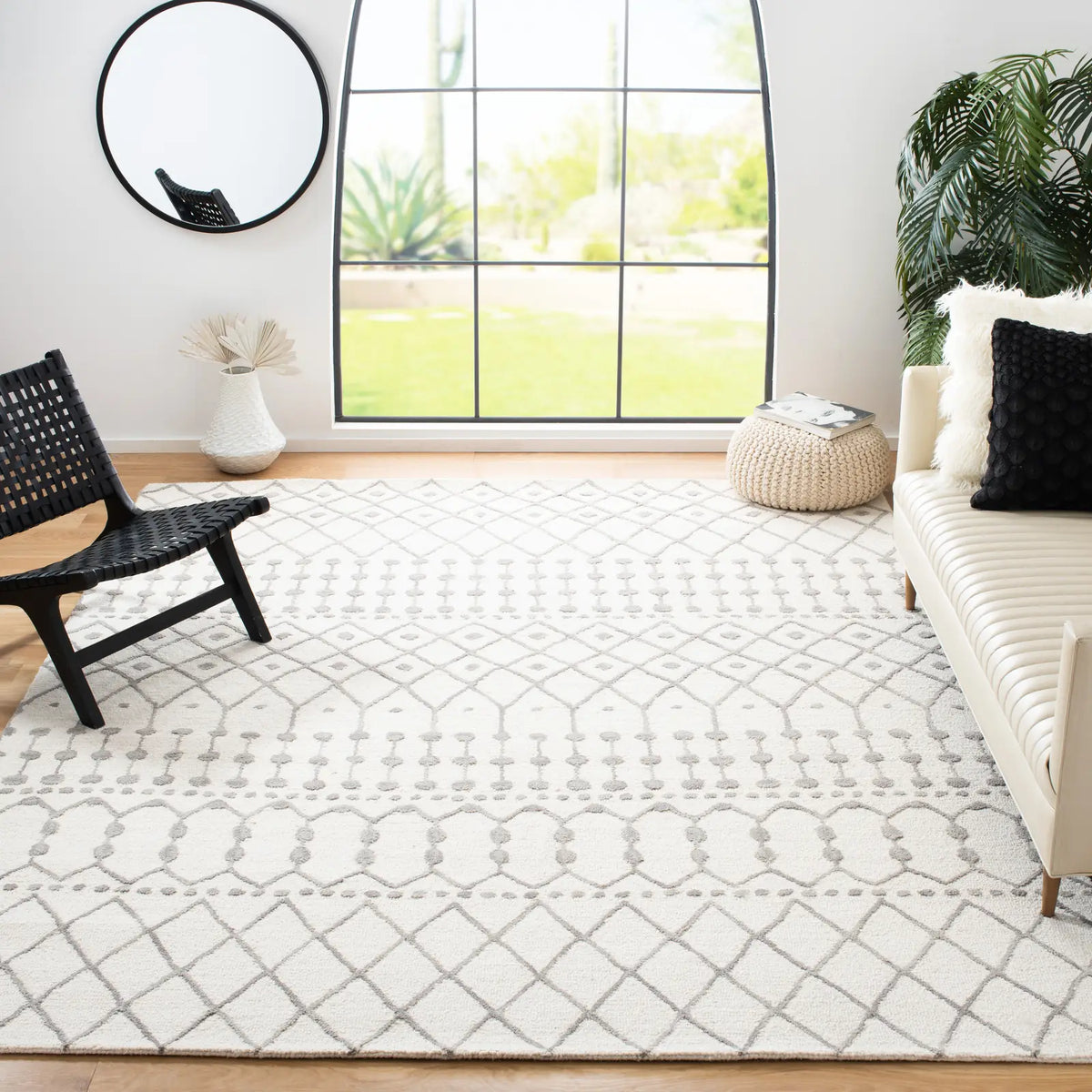 Safavieh Blossom 10'-0" x 14'-0" Rug in Ivory / Grey