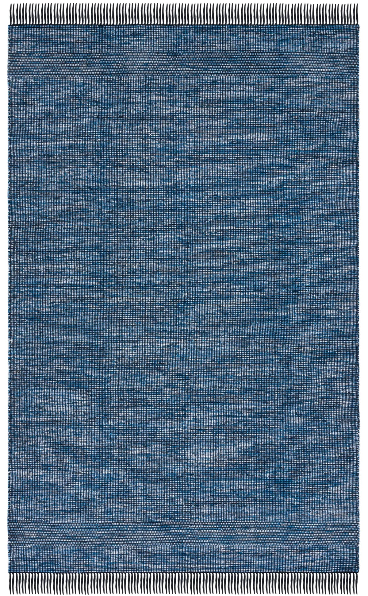 Safavieh Montauk 4'-0" x 6'-0" Rug in Blue / Black