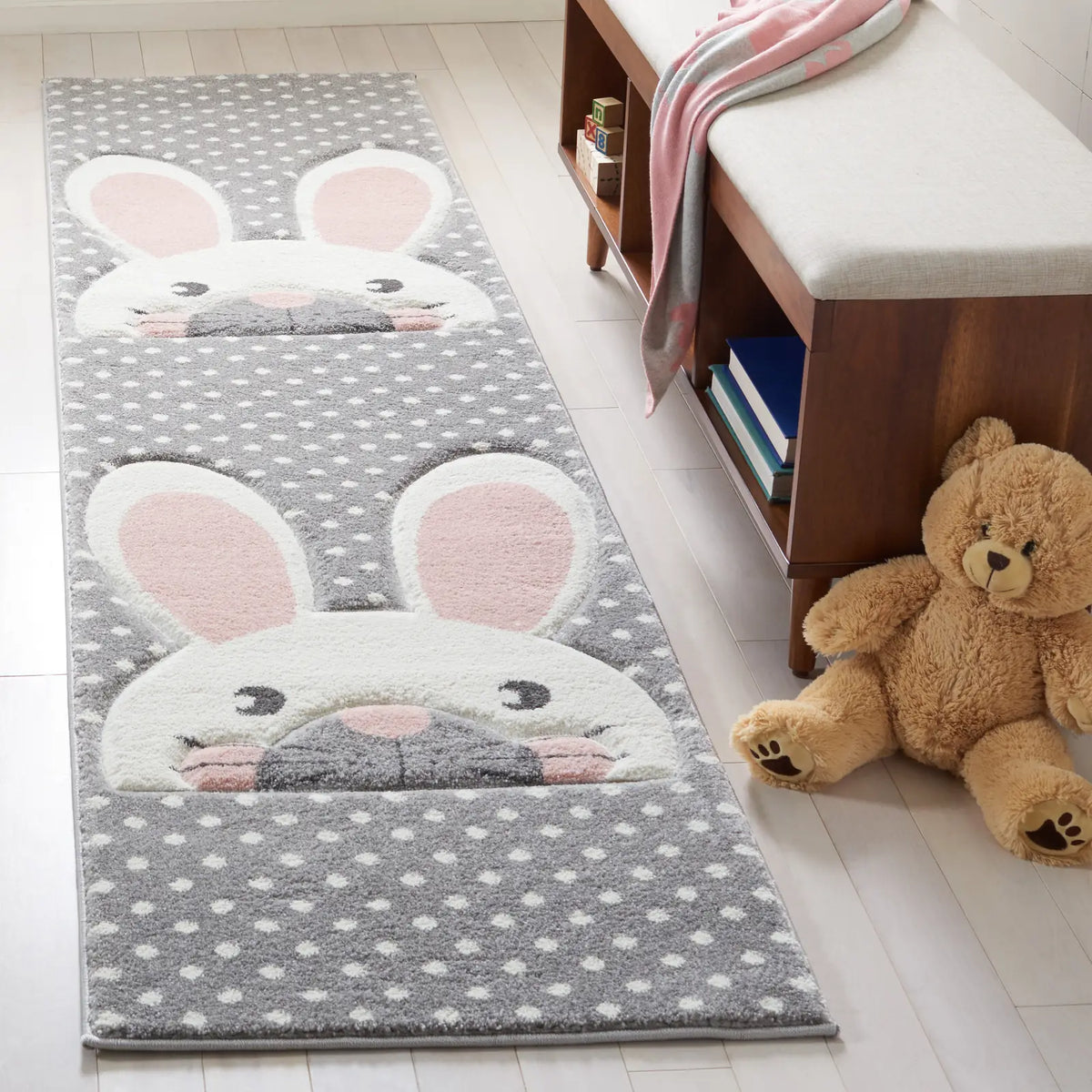 Safavieh Carousel Kids 100 2'-0" x 8'-0" Rug in Pink / Grey