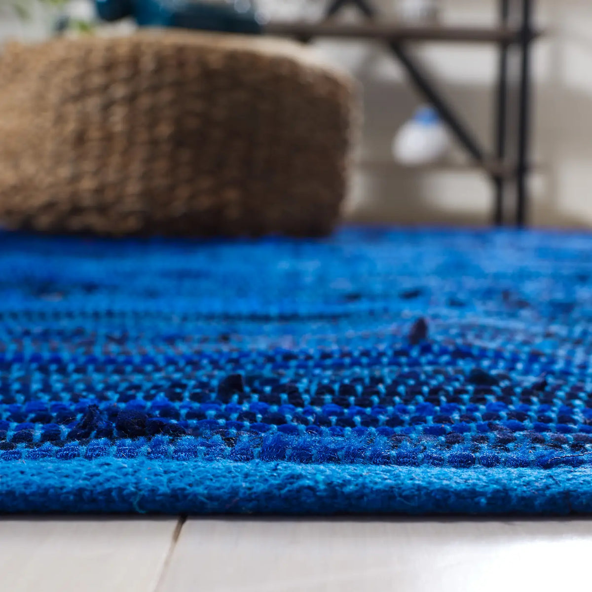 Safavieh Rag Rug 4'-0" x 6'-0" Rug in Blue / Multi