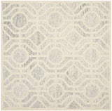 Safavieh Cambridge 6'-0" x 6'-0" Rug in Light Grey / Ivory