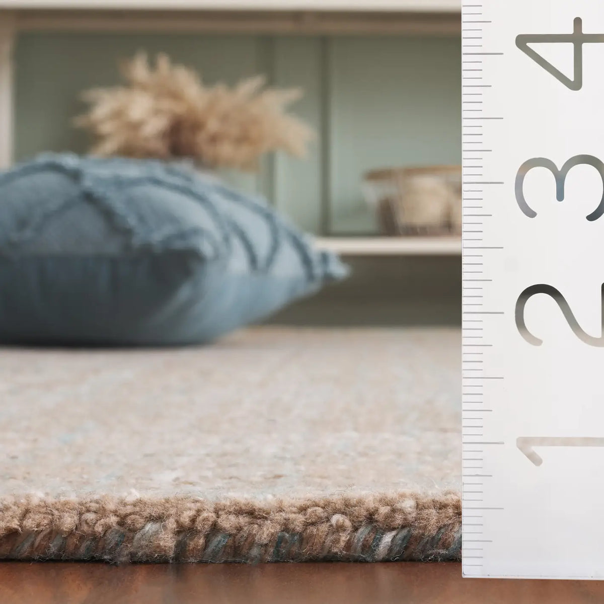 Safavieh Abstract 4'-0" x 6'-0" Rug in Aqua / Brown