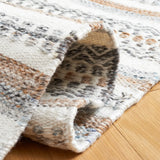 Safavieh Striped Kilim 4'-0" x 6'-0" Rug in Grey / Ivory