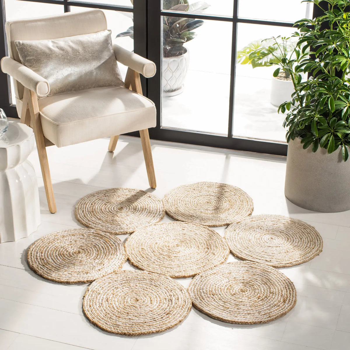 Safavieh Natural Fiber 3'-0" x 3'-0" Rug in Ivory / Natural