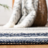 Safavieh Striped Kilim 4'-0" x 6'-0" Rug in Ivory / Navy
