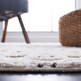Safavieh Marrakesh 4'-0" x 6'-0" Rug in Ivory / Grey
