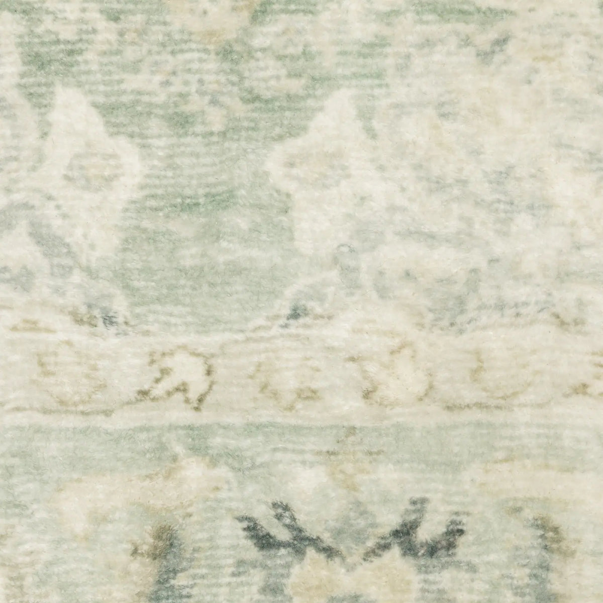 Oriental Weavers Savoy 28107 Green/ Ivory Rug - room scene 2