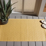 Safavieh Courtyard 2'-0" x 3'-7" Rug in Gold / Gold