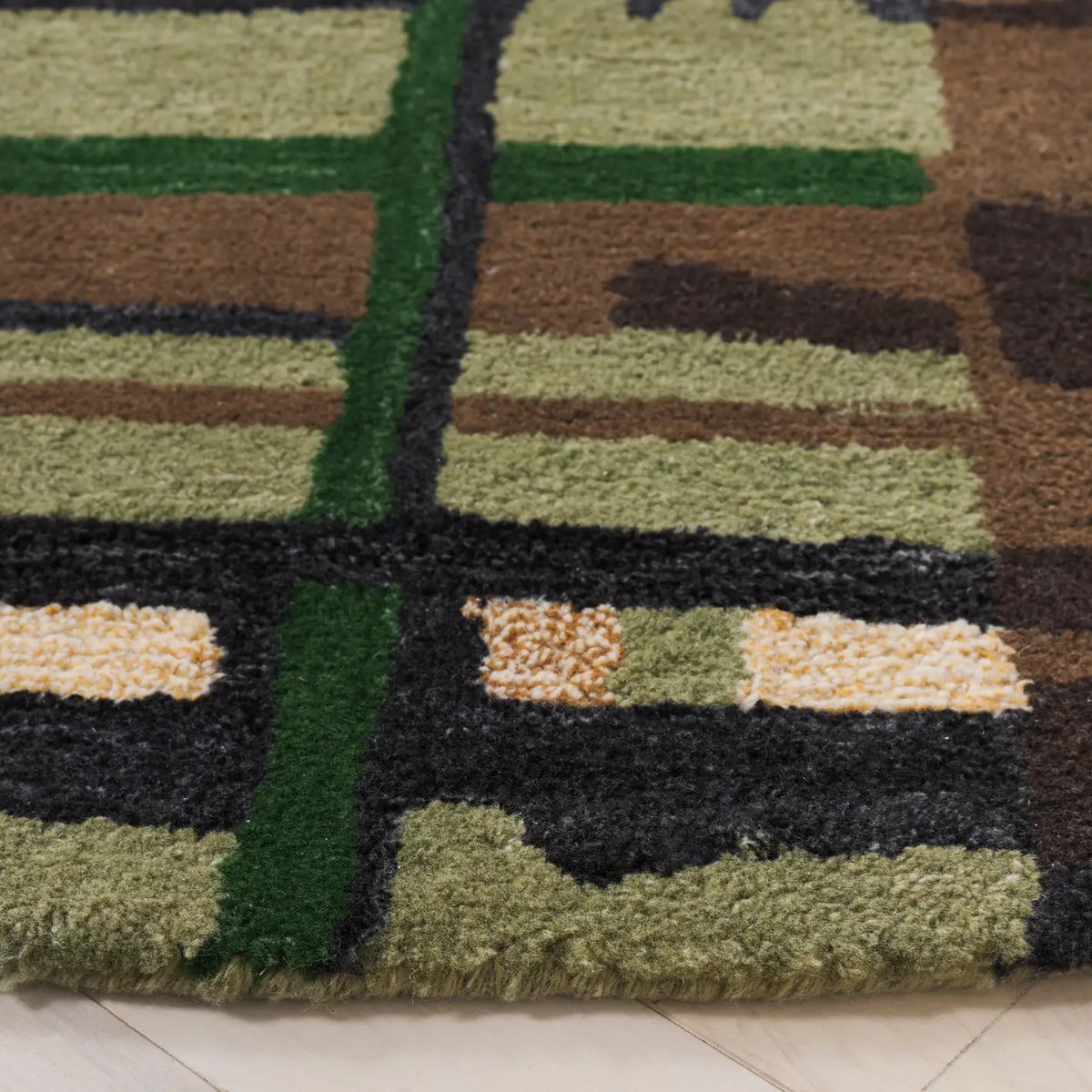 Safavieh Rodeo Drive 6'-0" x 6'-0" Rug in Green / Purple