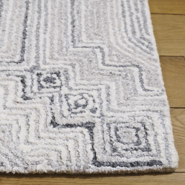 Safavieh Metro 4'-0" x 6'-0" Rug in Grey / Beige