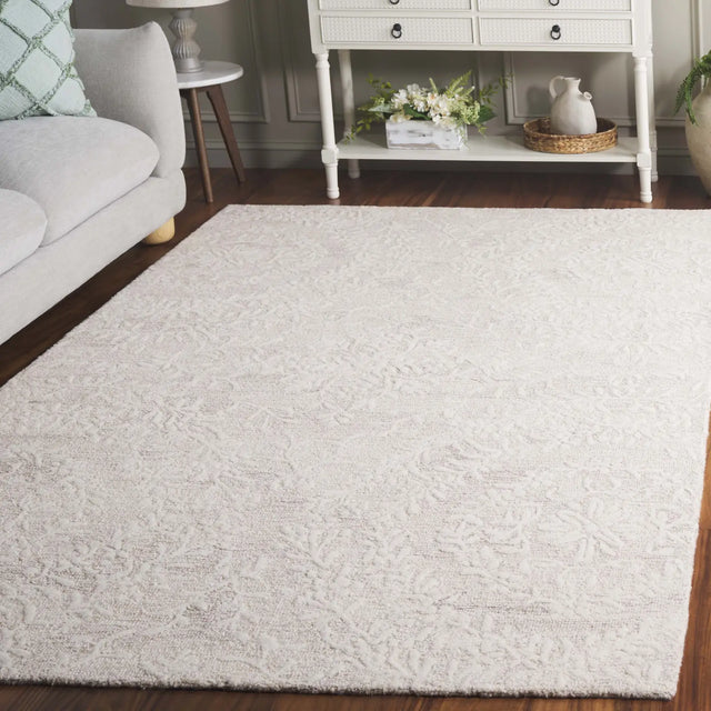 Safavieh Pine 4'-0" x 6'-0" Rug in Beige / Ivory