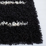 Safavieh Venus Shag 600 4'-0" x 6'-0" Rug in Black / Ivory