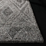 Safavieh Abstract 5'-0" x 8'-0" Rug in Grey / Black