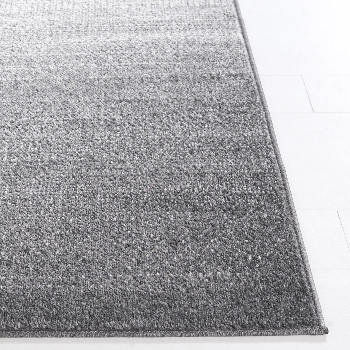 Safavieh Adirondack 4'-0" x 6'-0" Rug in Grey / Light Grey