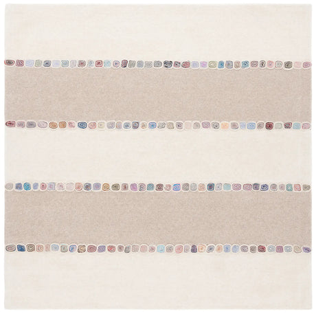 Safavieh Fifth Avenue 6'-0" x 6'-0" Rug in Ivory / Beige
