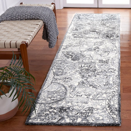 Safavieh Metro 2'-3" x 9'-0" Rug in Ivory / Grey