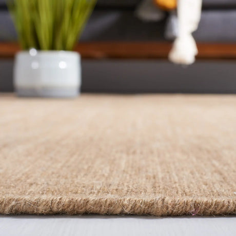 Safavieh Kilim 4'-0" x 6'-0" Rug in Beige